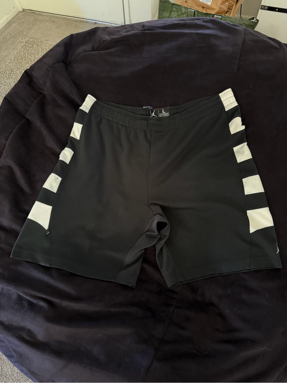 Nike Jordan Black White Stripe DRI-FIT Athletic Shorts Men’s Large